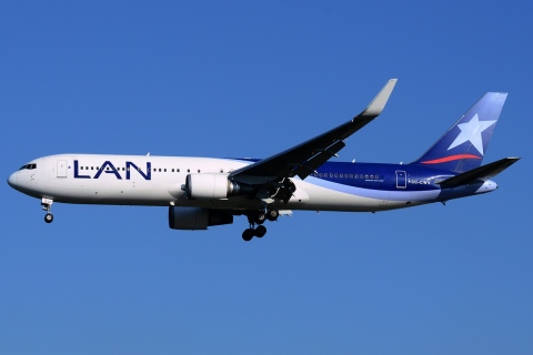 CC-CWV - 767-316(ER)(WL) - LAN Airlines - GRU - 05-06-2013