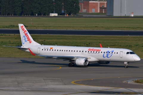 EC-LKX - ERJ-195LR (ERJ-190-200 LR) - Air Europa - BRU - 23-08-2013