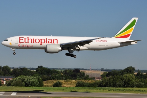 ET-APS - 777-F6N - Ethiopian Airlines - LGG - 05-08-2013