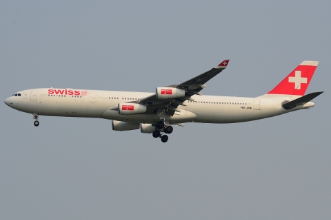 HB-JME - A340-313 - Swiss - BKK - 01-02-2013