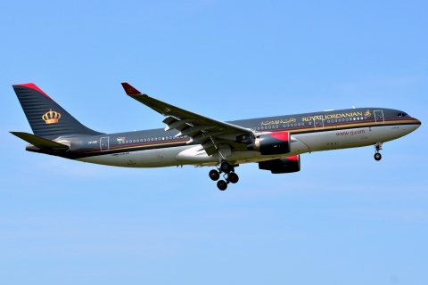 JY-AIE - A330-223 - Royal Jordanian - LHR - 11-07-2013
