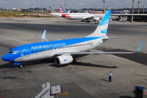 LV-CSI - 737-7Q8(WL) - Aerolineas Argentinas - GRU - 06-06-2013