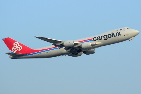 LX-VCE - 747-8R7F - Cargolux Airlines International - HKG - 25-01-2013