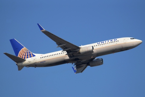 N26232 - 737-824(WL) - United Airlines - HKG - 25-01-2013