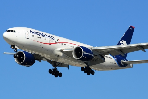 N774AM - 777-2Q8(ER) - Aeromexico - GRU - 05-06-2013