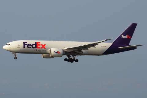 N852FD - 777-FS2 - Federal Express (FedEx) - HKG - 05-02-2013