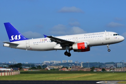OY-KAO - A320-232 - SAS Scandinavian Airlines - BRU - 10-07-2013