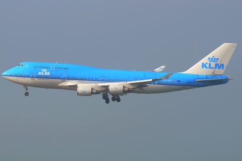 PH-BFT - 747-406M - KLM Royal Dutch Airlines - HKG - 05-02-2013