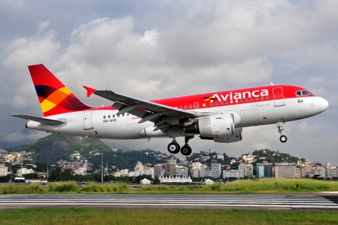 PR-AVD - A319-115 - Avianca Brasil - SDU - 04-06-2013