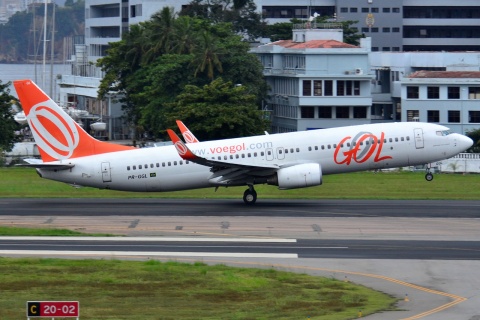 PR-GGL - 737-8EH(WL) - GOL _ Linhas Aereas Inteligentes - SDU - 04-06-2013