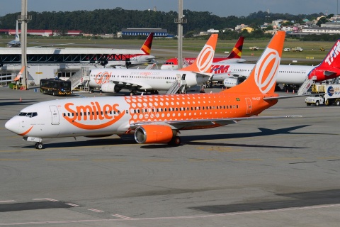 PR-GIT - 737-809 - GOL _ Linhas Aereas Inteligentes - GRU - 06-06-2013b