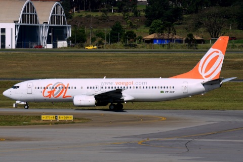 PR-GIW - 737-86N - GOL _ Linhas Aereas Inteligentes - GRU - 06-06-2013