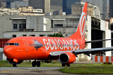 PR-GTF - 737-8EH(WL) - GOL _ Linhas Aereas Inteligentes - SDU - 04-06-2013c