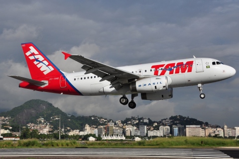 PT-TMG - A319-132 - TAM Linhas Aereas - SDU - 04-06-2013