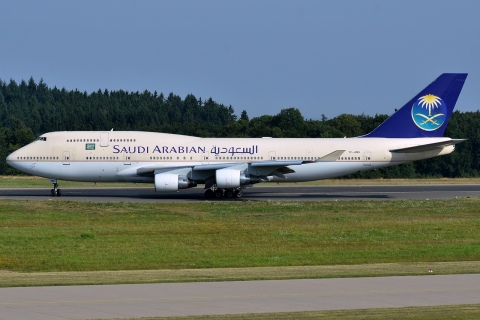 TF-AMV - 747-412 - Saudi Arabian Airlines - HHN - 22-08-2013
