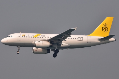 V8-RBR - A319-132 - Royal Brunei Airlines - HKG - 22-01-2013