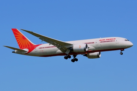 VT-ANJ - 787-8 Dreamliner - Air India - LHR - 11-07-2013