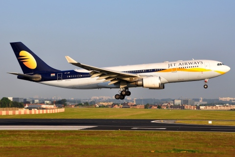VT-JWF - A330-202 - Jet Airways - BRU - 10-07-2013