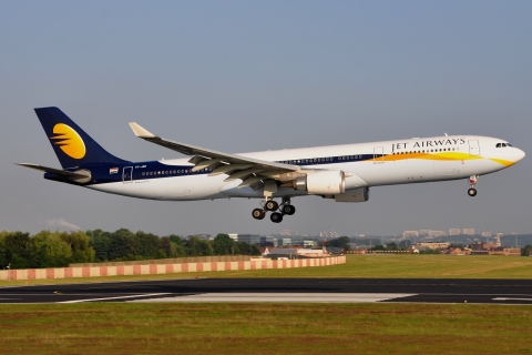 VT-JWR - A330-302 - Jet Airways - BRU - 10-07-2013