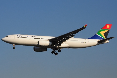 ZS-SXX - A330-243 - South African Airways - GRU - 05-06-2013