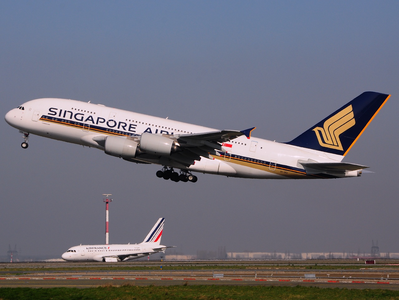 9V-SKA - A380-841 - Singapore Airlines - CDG - 16-03-2014