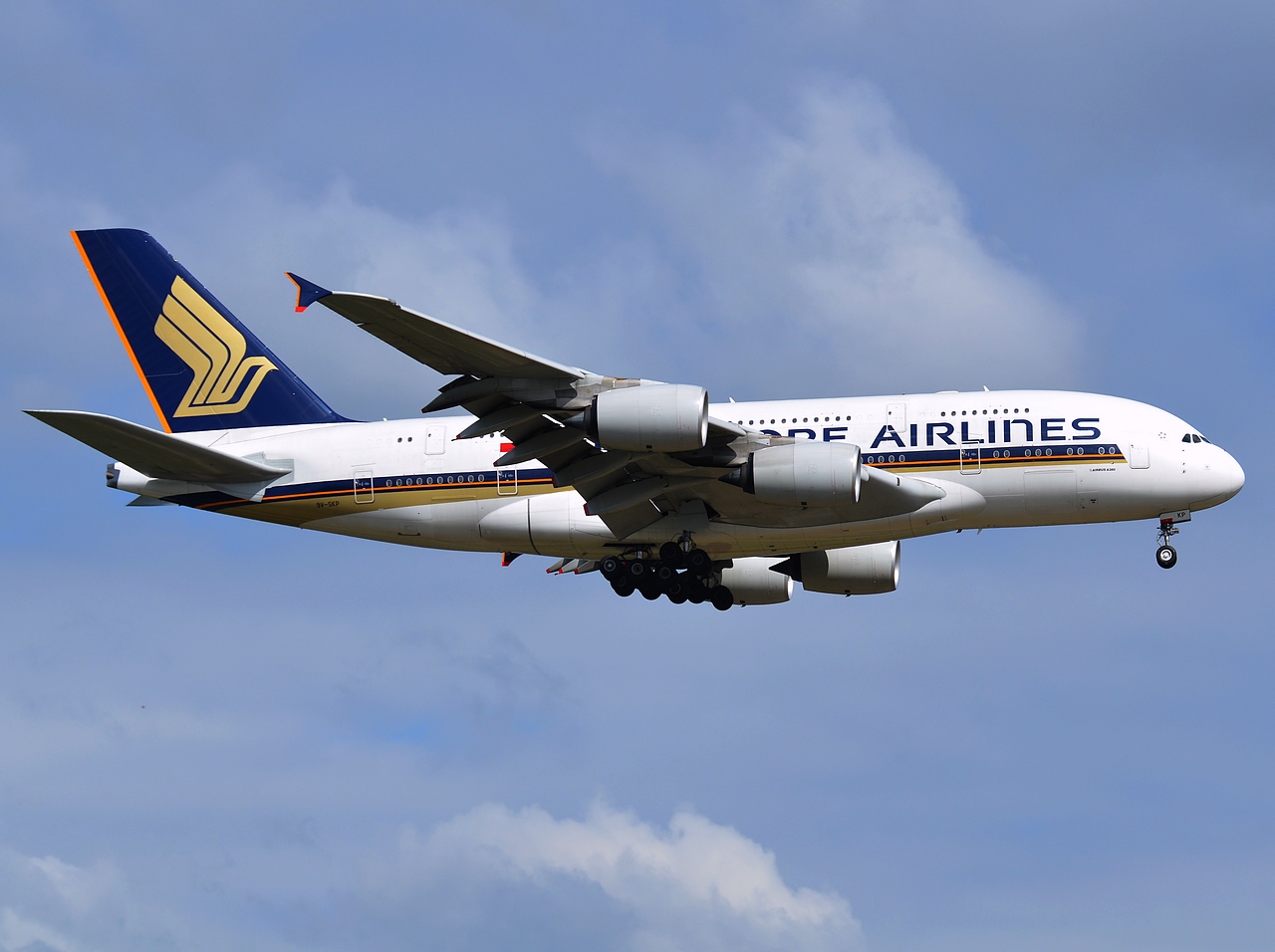 9V-SKP - A380-841 - Singapore Airlines - FRA - 03-05-2014