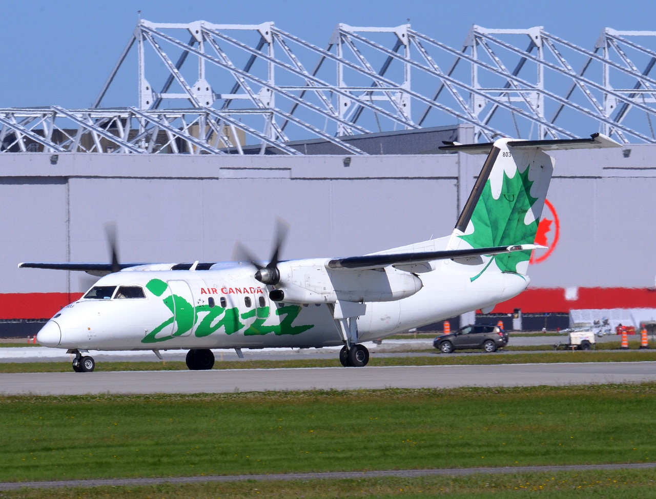 C-FABN - DHC-8-102 - Air Canada Jazz - YUL - 19-09-2014b