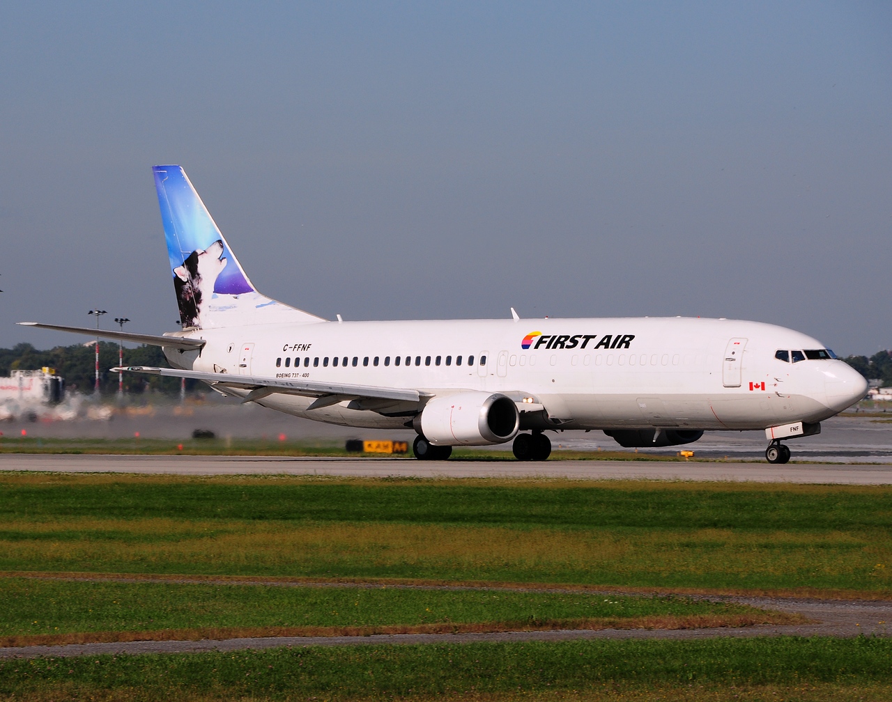 C-FFNF - 737-406 - First Air - YUL - 19-09-2014