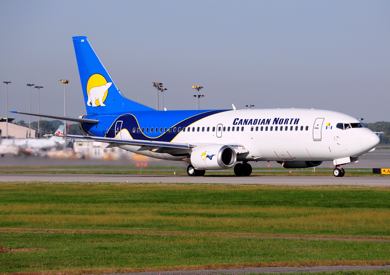 C-FKCN - 737-36N - Canadian North - YUL - 19-09-2014e