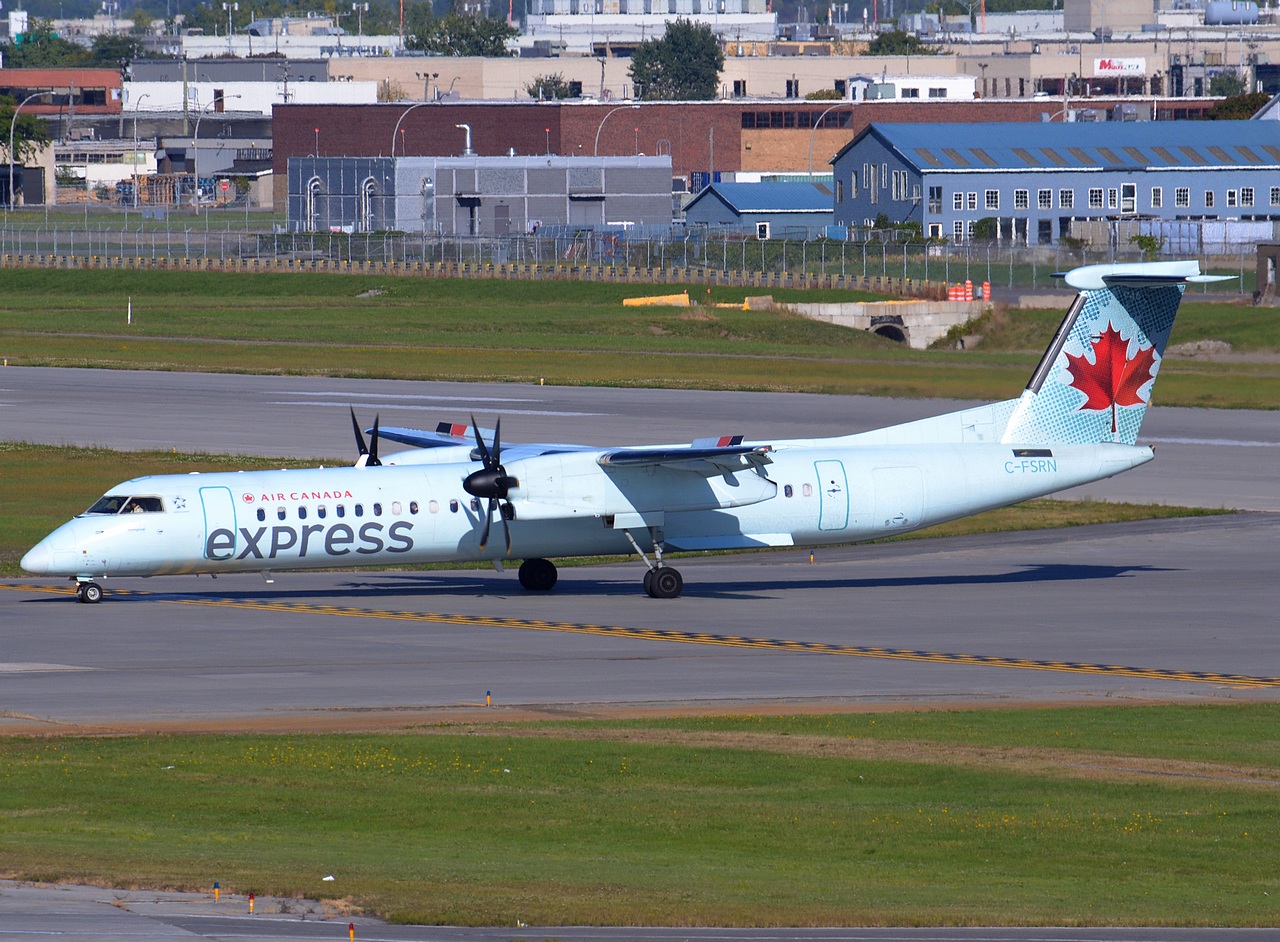 C-FSRN - DHC-8-402Q - Air Canada Express - YUL - 19-09-2014