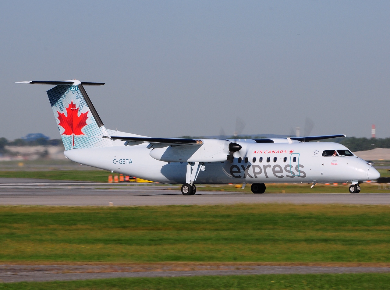 C-GETA - DHC-8-301 - Air Canada Express - YUL - 19-09-2014