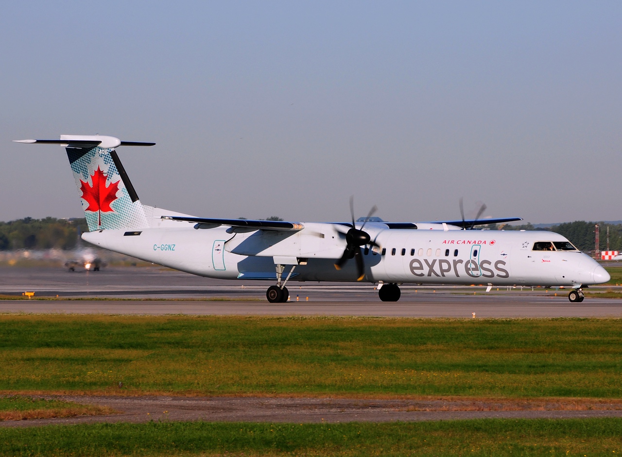 C-GGNZ - DHC-8-402Q - Air Canada Express - YUL - 19-09-2014