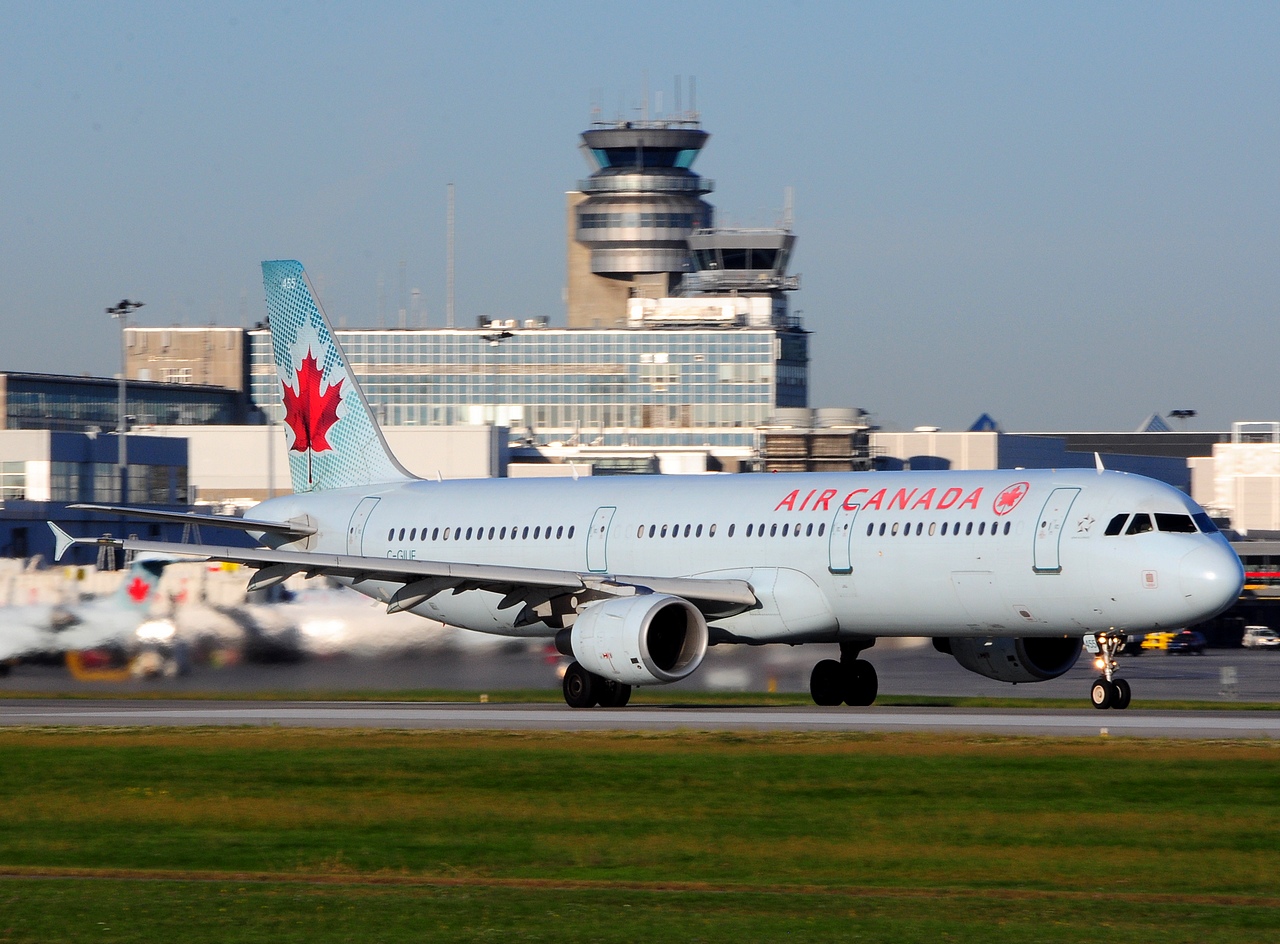 C-GIUE - A321-211 - Air Canada - YUL - 19-09-2014