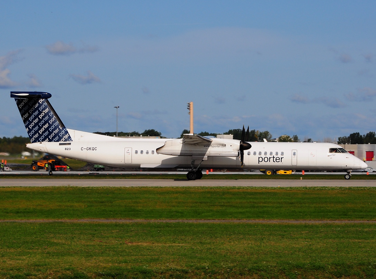 C-GKQC - DHC-8-402Q - Porter Airlines - YUL - 18-09-2014