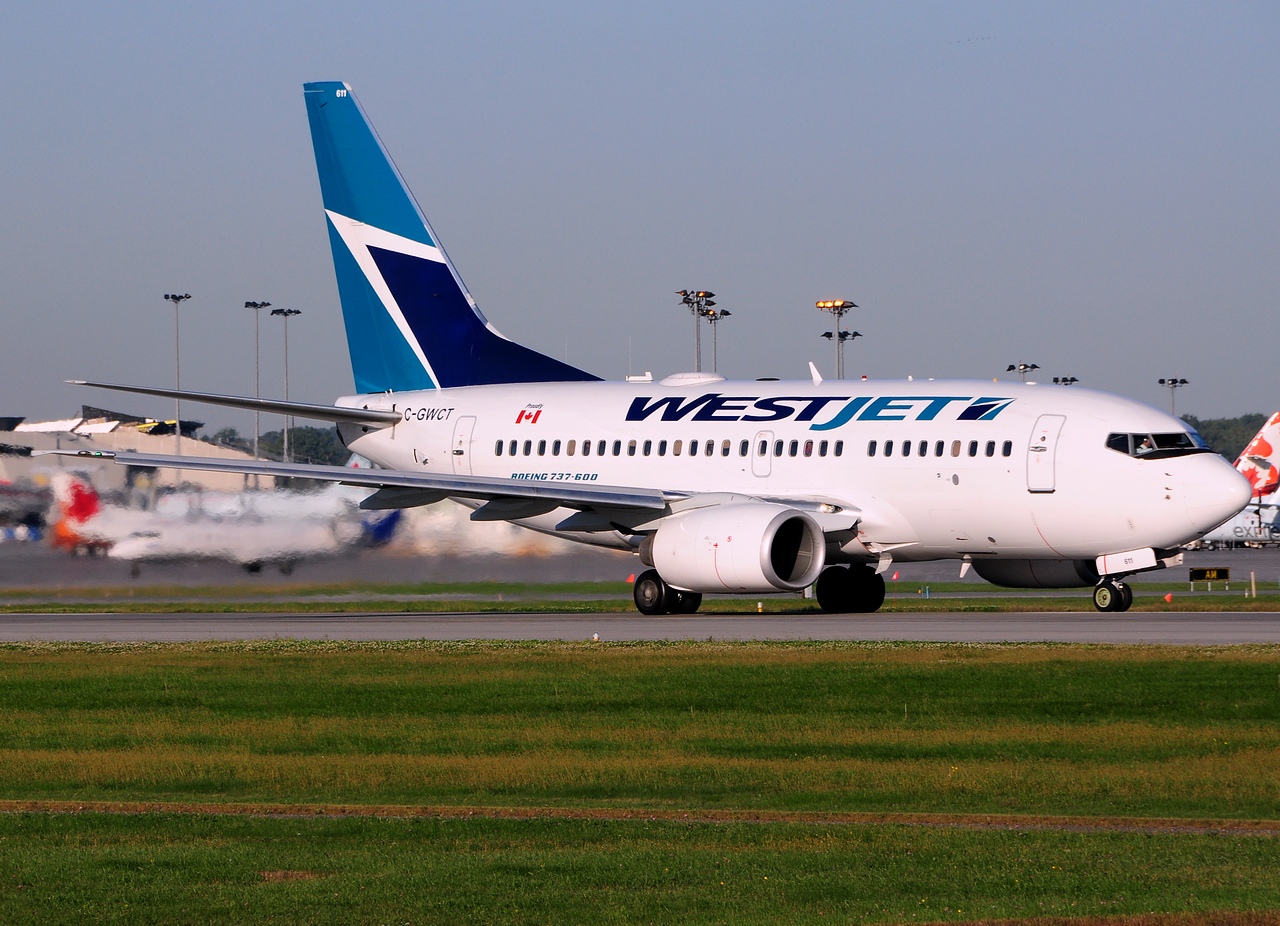 C-GWCT - 737-6CT - WestJet - YUL - 19-09-2014