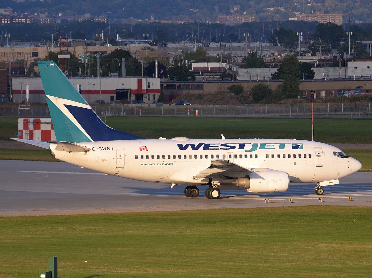 C-GWSJ - 737-6CT - WestJet - YUL - 18-09-2014