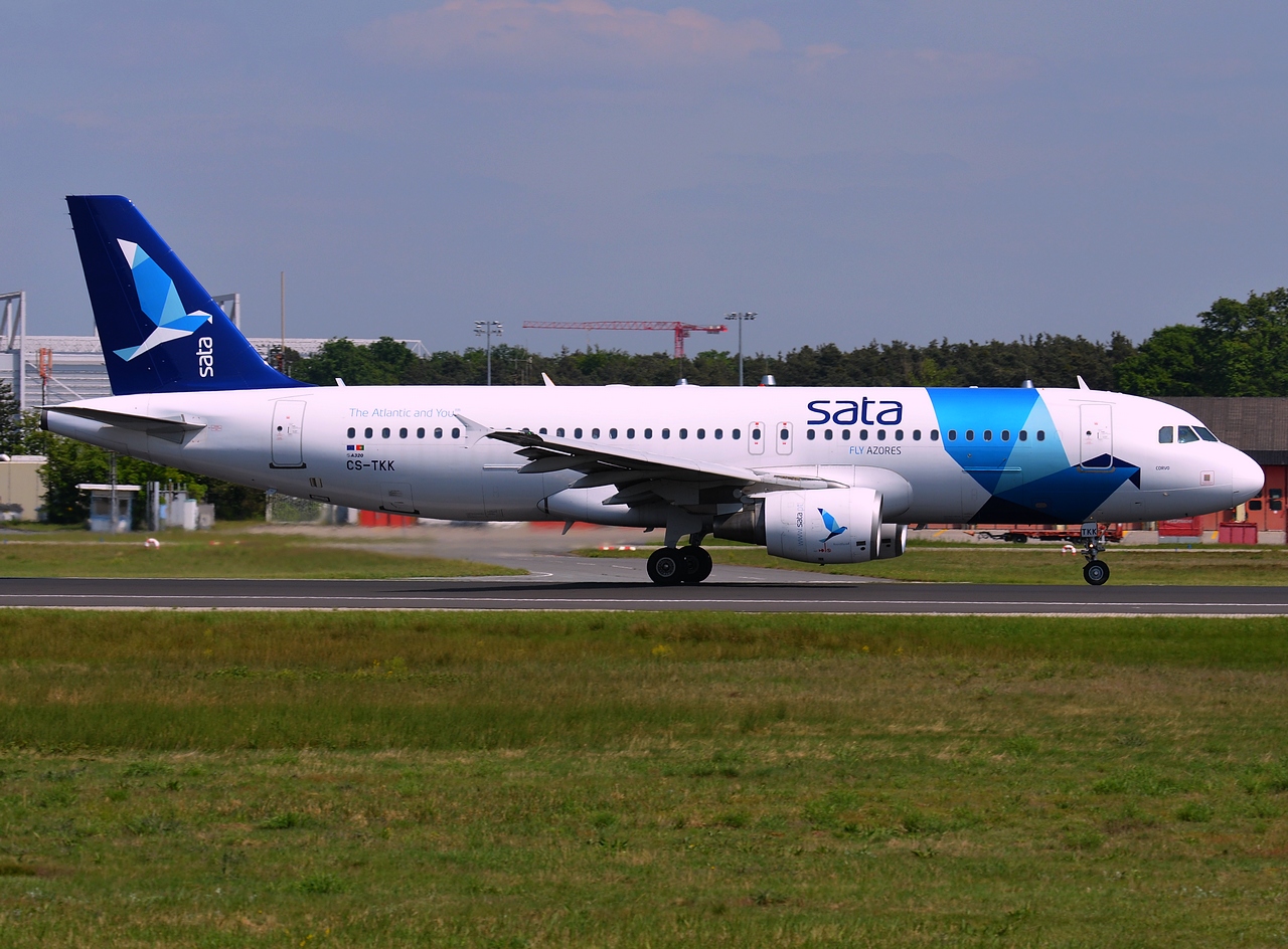 CS-TKK - A320-214 - SATA International - FRA - 04-05-2014