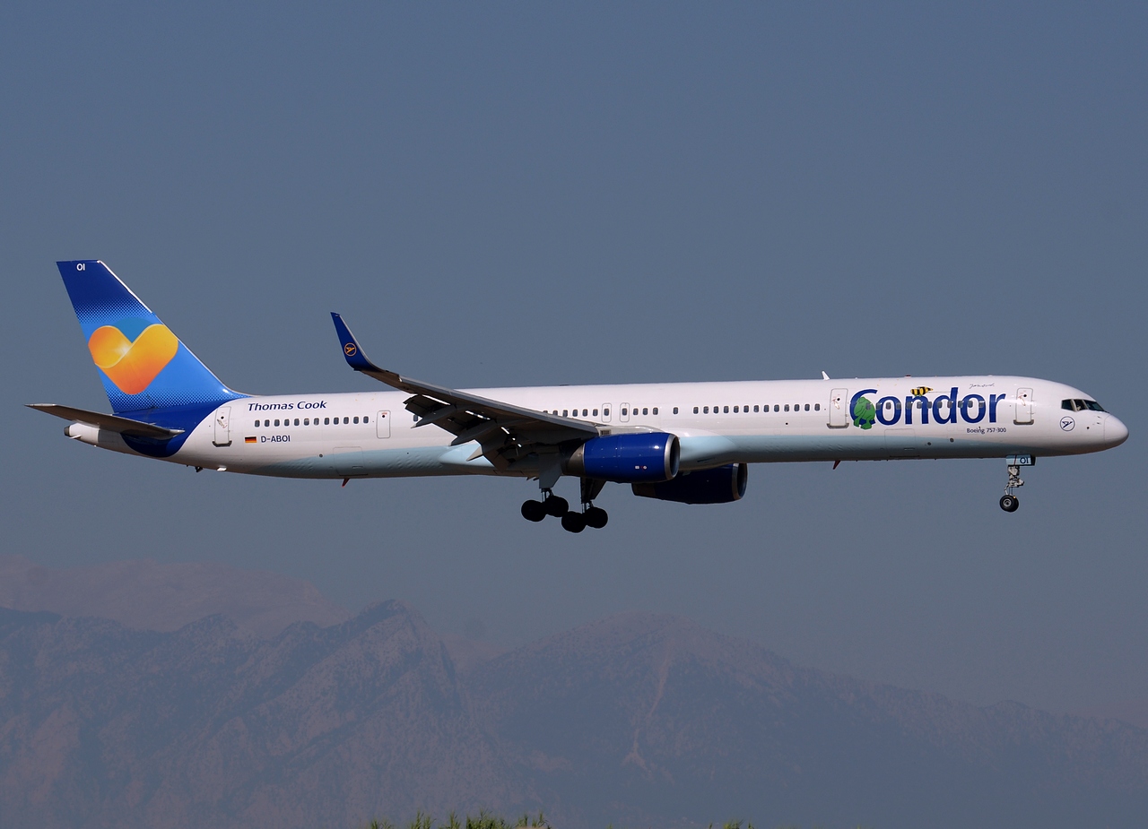 D-ABOI - 757-330(WL) - Condor - AYT - 25-08-2014