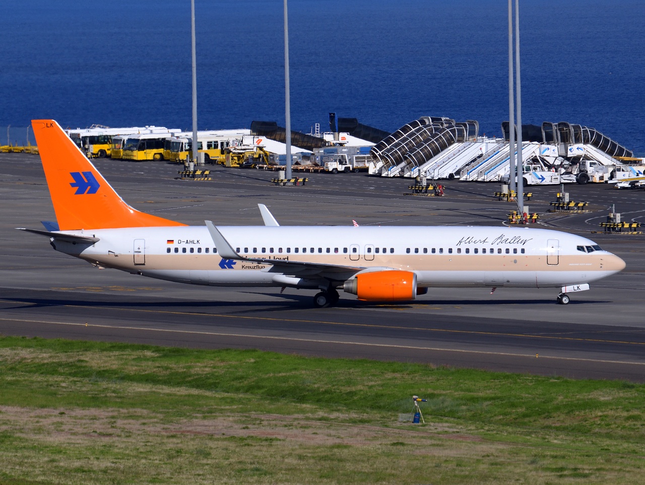 D-AHLK - 737-8K5(WL) - TUIfly - FNC - 30-09-2014h