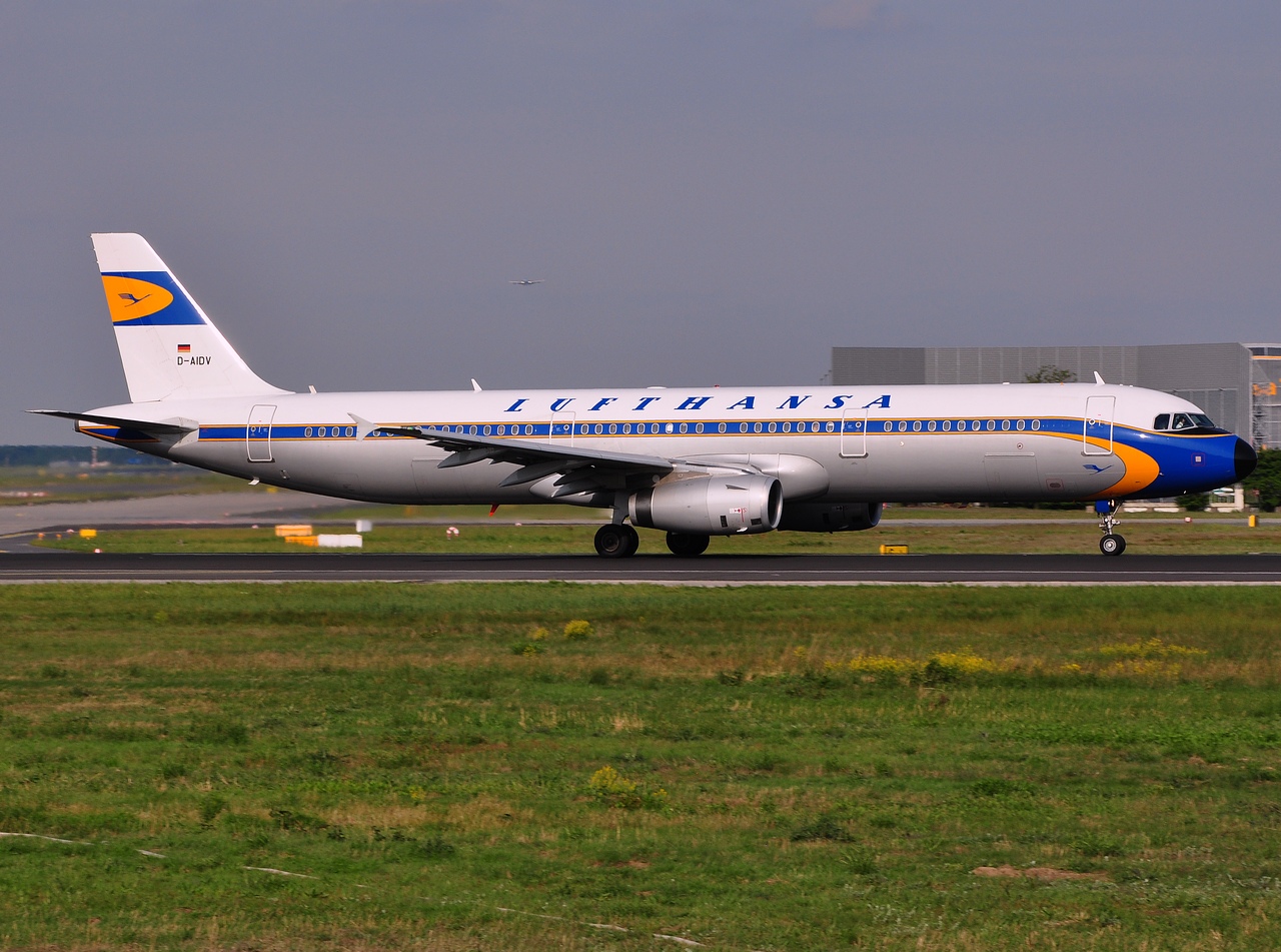 D-AIDV - A321-231 - Lufthansa - FRA - 04-05-2014