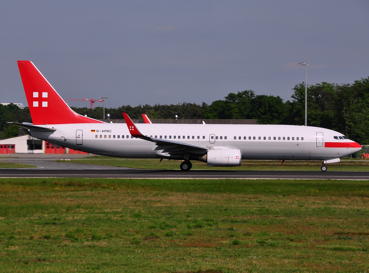 D-APBC - 737-8BK(WL) - PrivatAir - FRA - 04-05-2014
