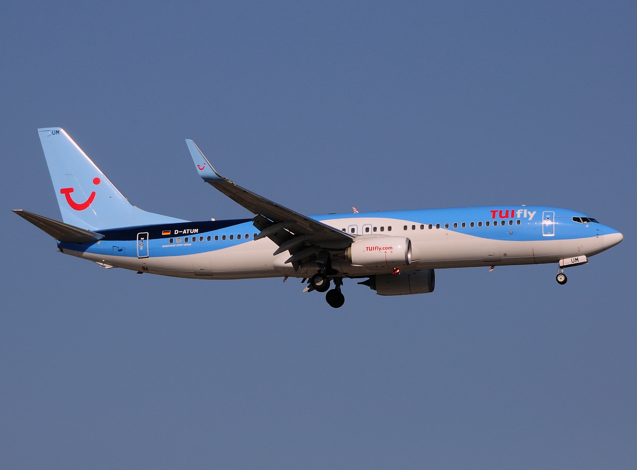 D-ATUM - 737-8K5(WL) - TUIfly - AYT - 22-08-2014