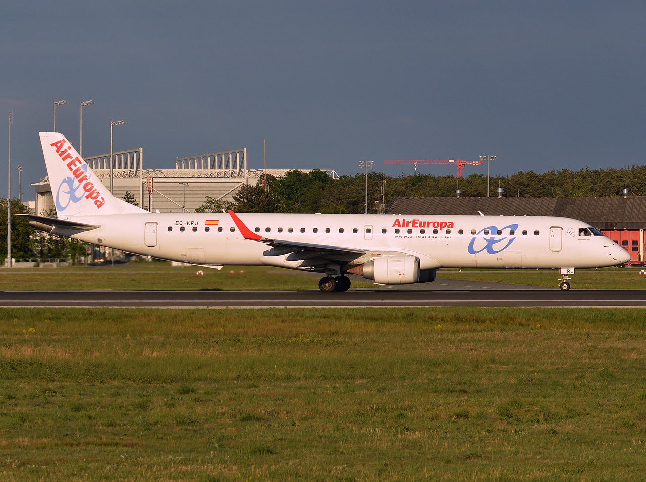EC-KRJ - ERJ-195LR (ERJ-190-200 LR) - Air Europa - FRA - 03-04-2014