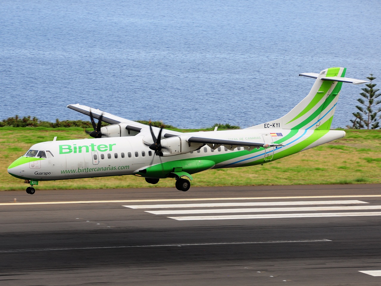 EC-KYI - ATR 72-500 (72-212A) - Binter Canarias - FNC - 29-09-2014