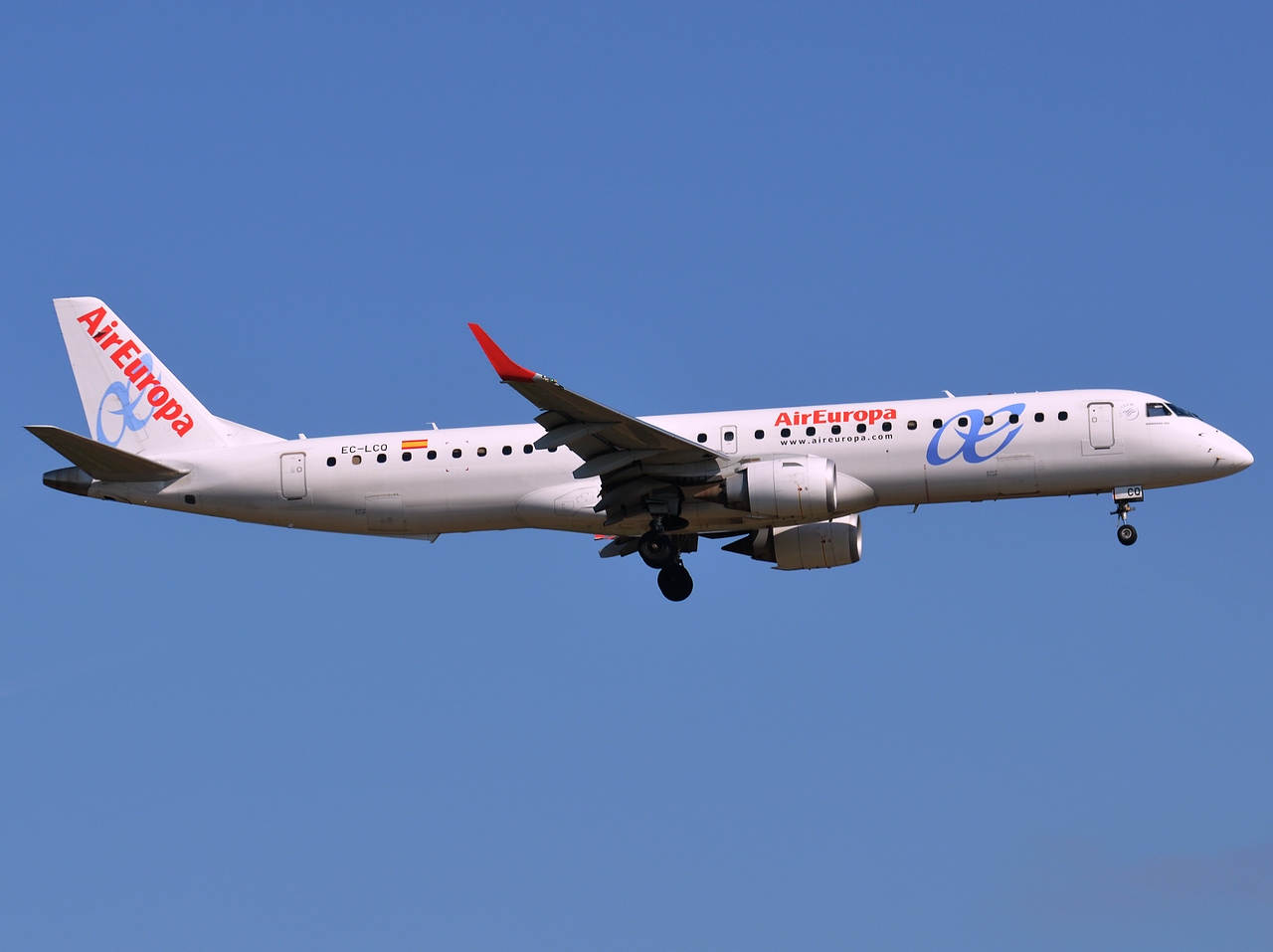 EC-LCQ - ERJ-195LR (ERJ-190-200 LR) - Air Europa - FRA - 04-05-2014