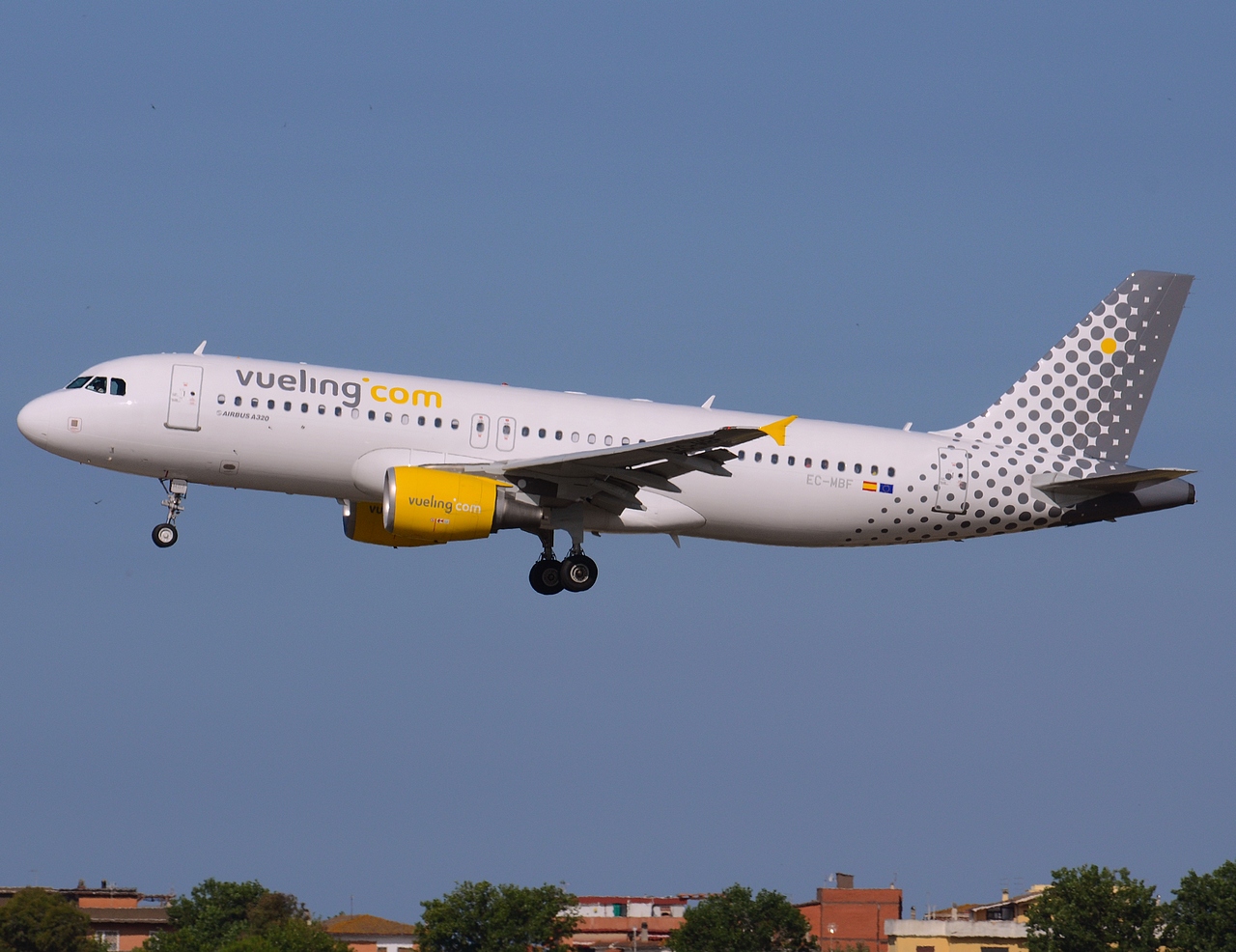EC-MBF - A320-214 - Vueling - FCO - 19-06-2014