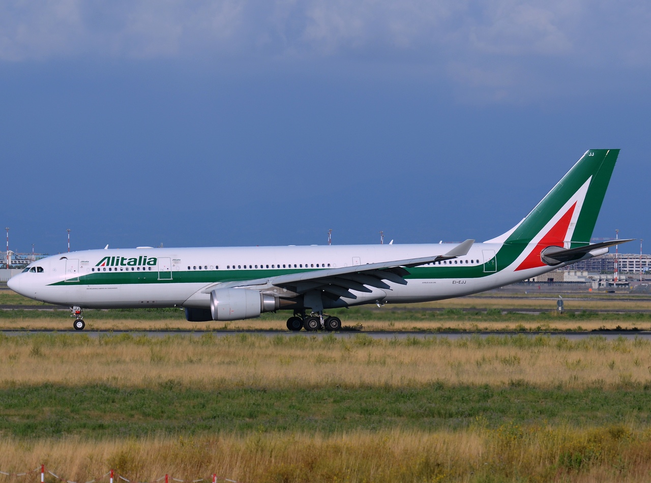 EI-EJJ - A330-202 - Alitalia - FCO - 18-06-2014