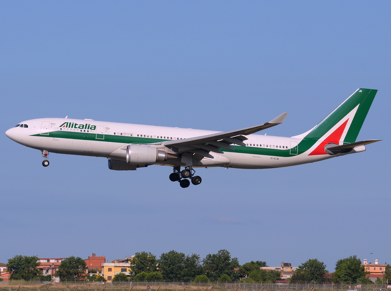 EI-EJN - A330-202 - Alitalia - FCO - 18-06-2014