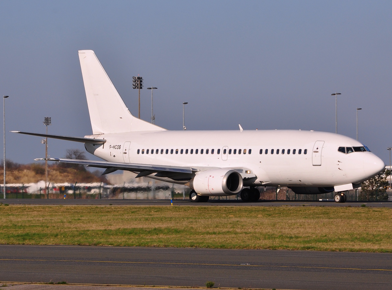 F-HCOB - 737-59D - Air Mediterranee - CDG - 16-03-2014