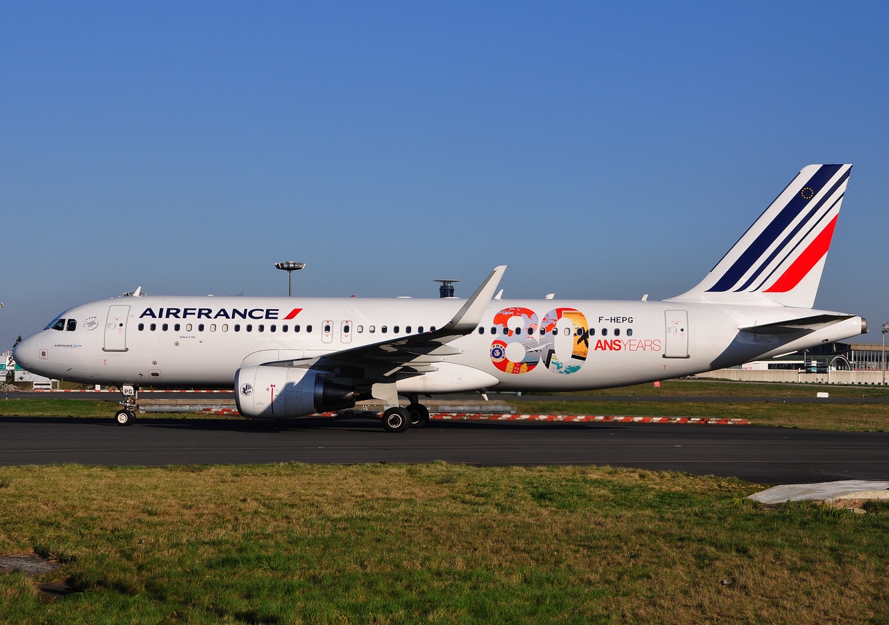 F-HEPG - A320-214(WL) - Air France - CDG - 16-03-2014